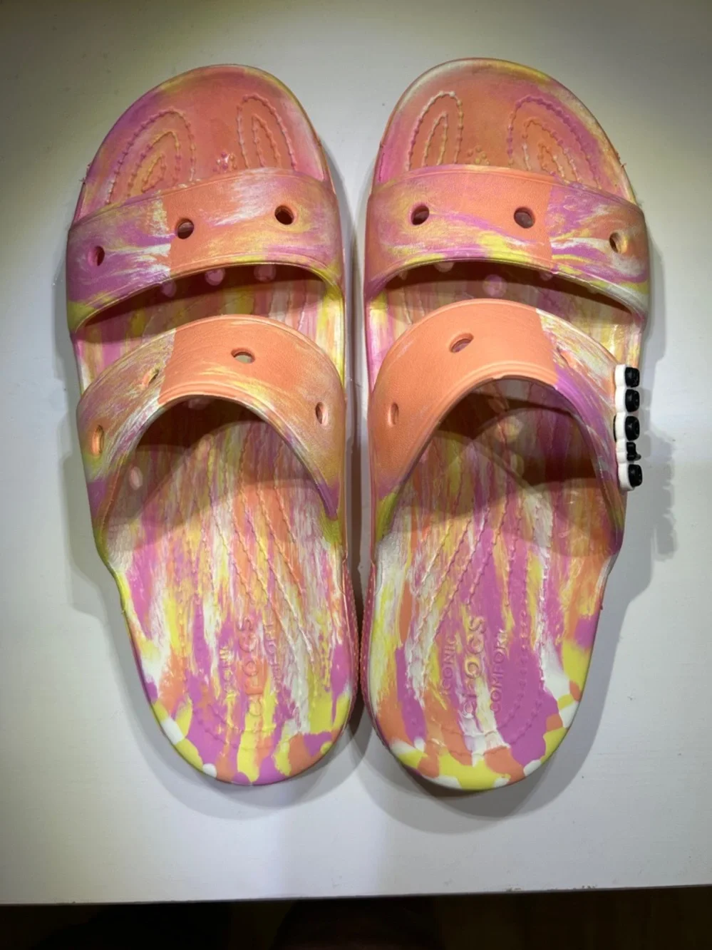 CROCS Classic Slide Sandals in Marbled Papaya |Size 9 - Picture 11 of 14
